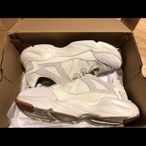 Men SKECHERS Stamina Airy Size 10 Memory Foam